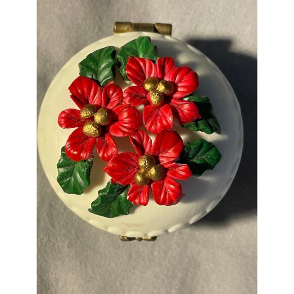 Vintage 1993 ARTMARK Jade porcelain poinsettia hinged trinket jar - Picture 5 of 11